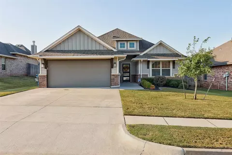 6124 Oxnard St, Edmond, OK 73034