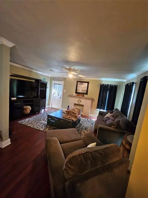 813 Elm St, Altus, OK 73521 photo 3