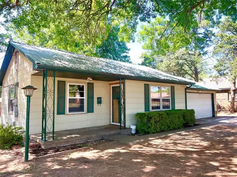 2008 S 21st St, Chickasha, OK 73018