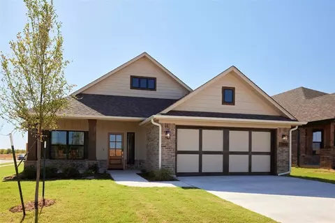 7900 NW 163rd St, Edmond, OK 73013