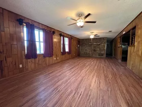2015 Rodeo Rd, Broken Bow, OK 74728 photo 2