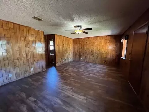 2015 Rodeo Rd, Broken Bow, OK 74728 photo 11
