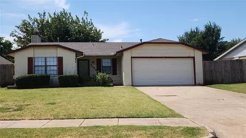 2408 Fairfield Dr, Edmond, OK 73012