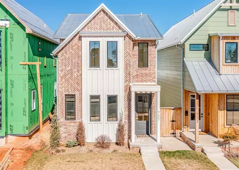 727 W Main St, Edmond, OK 73003