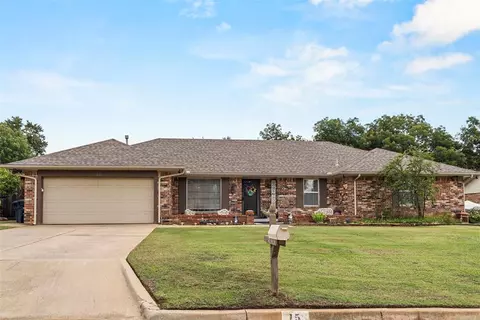 15 Crown Pt, Shawnee, OK 74804