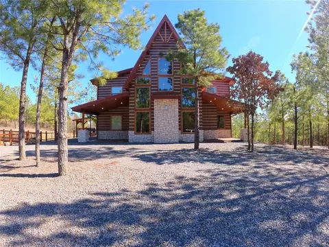 154 Morning Pines Trl, Broken Bow, OK 74728