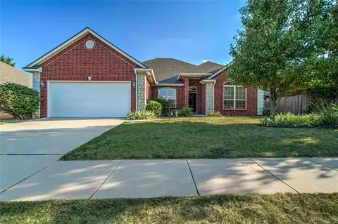 11016 NW 104th Ter, Yukon, OK 73099