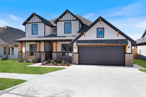 15905 Flint Dr, Moore, OK 73170