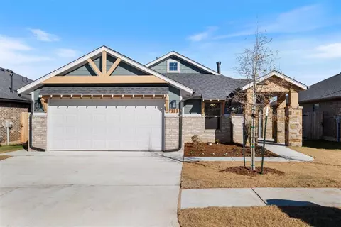 717 Ozark Ln, Norman, OK 73069