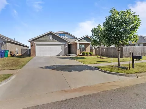 12617 NW 1st Ter, Yukon, OK 73099