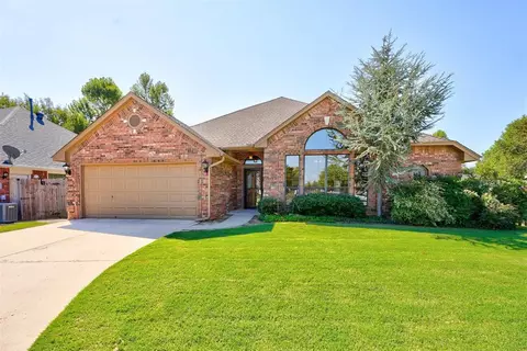 4936 Baker St, Norman, OK 73072
