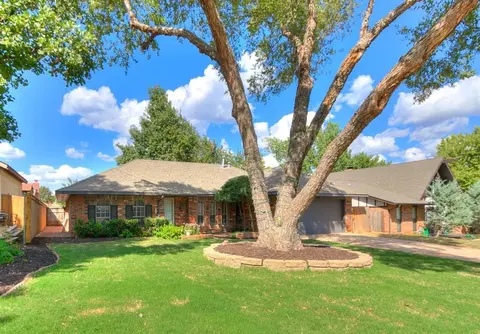 3821 NE 142nd Cir, Edmond, OK 73013