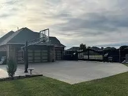 500 Woods Way, Moore, OK 73160