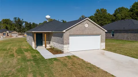 501 E Oak Tree Ave, Perkins, OK 74059