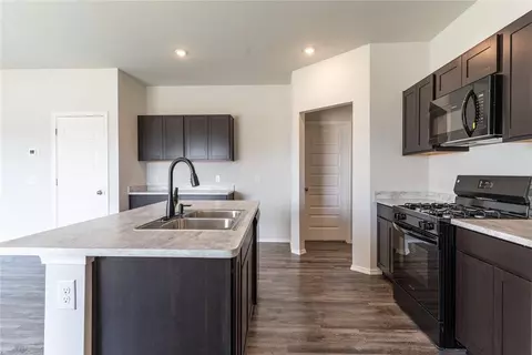 501 E Oak Tree Ave, Perkins, OK 74059 photo 14