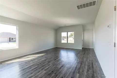 501 E Oak Tree Ave, Perkins, OK 74059 photo 6