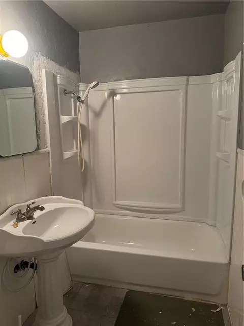 1409 E Hemlock St, Altus, OK 73521 photo 9