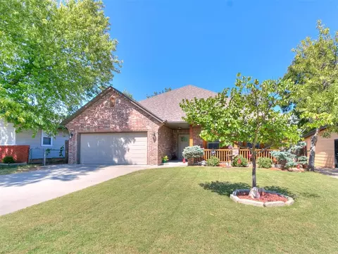 811 E Mosier St, Norman, OK 73071 photo 2