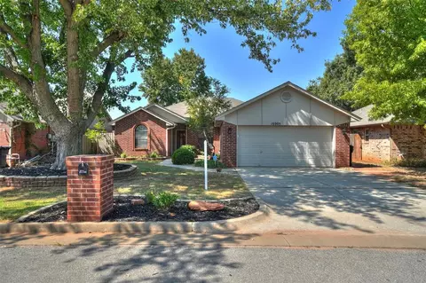 16905 Cedarwood Dr, Edmond, OK 73012