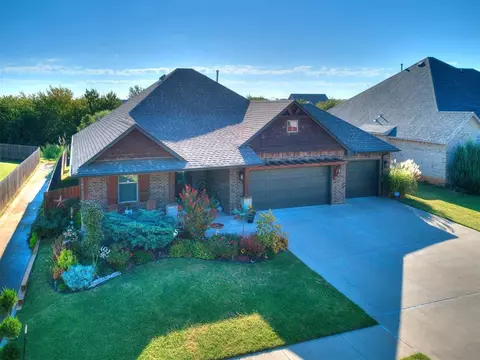 10716 Mountain Fork Dr, Yukon, OK 73099
