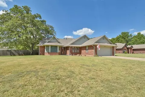 3435 Clarke St, Choctaw, OK 73020