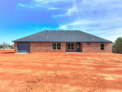 104941 S Pimlico Pass, Mcloud, OK 74851 photo 2