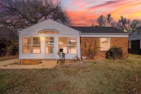 227 E Myrtle Ln, Midwest City, OK 73110