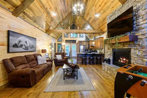 123 Coffee Tree Trl, Broken Bow, OK 74728 photo 4
