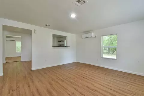 517 E Linn St, Norman, OK 73071 photo 9