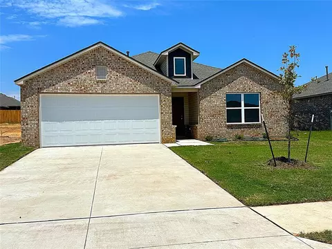 21201 River Mist Dr, Harrah, OK 73045