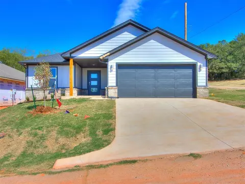 425 E 7th St, Arcadia, OK 73007