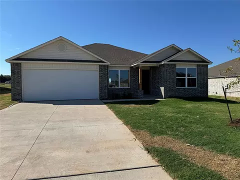 1403 Lexi Dr, Shawnee, OK 74804