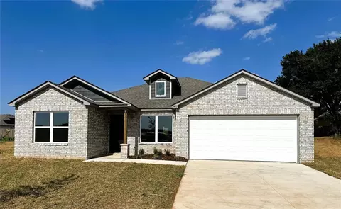 1412 Ellie Ct, Shawnee, OK 74804