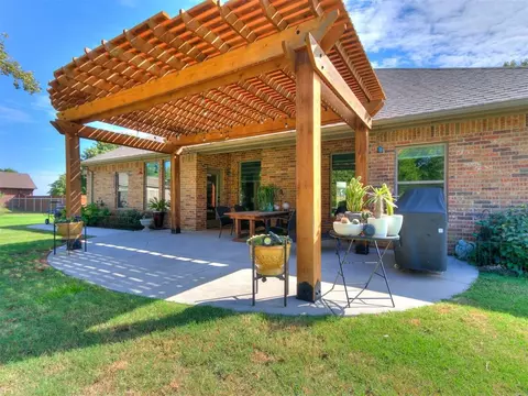 9321 Conners Way, Mcloud, OK 74851 photo 7