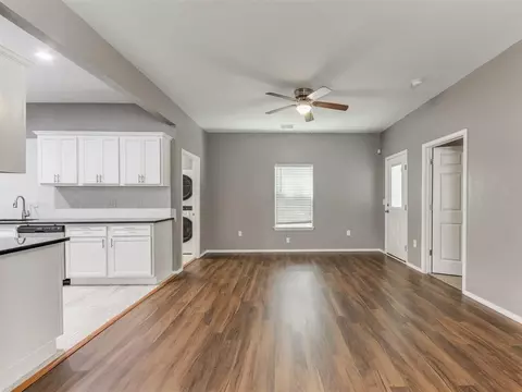 923 E Vilas Ave, Guthrie, OK 73044 photo 7