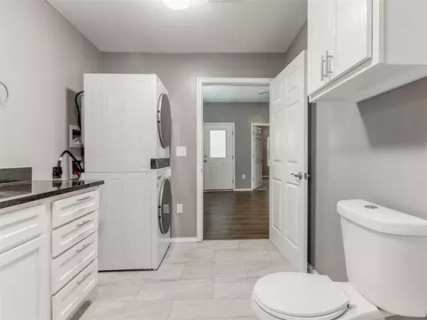 923 E Vilas Ave, Guthrie, OK 73044 photo 24