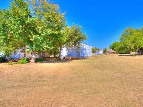 923 E Vilas Ave, Guthrie, OK 73044 photo 36