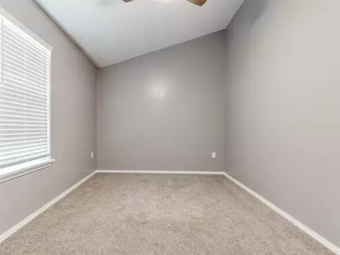 923 E Vilas Ave, Guthrie, OK 73044 photo 28