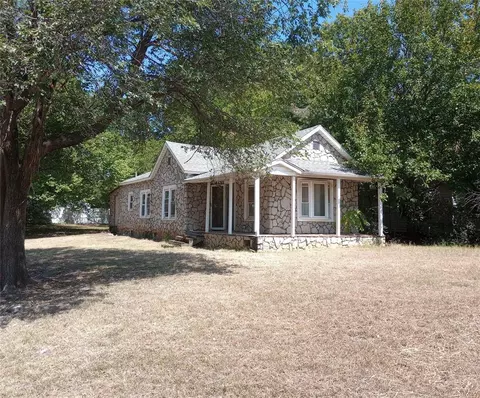 524 W 11th Ave, Stillwater, OK 74074