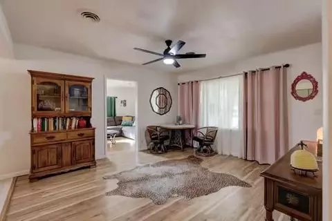 108 Delaware St, Perry, OK 73077 photo 7