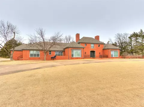 1509 W Wilshire Blvd, Nichols Hills, OK 73116