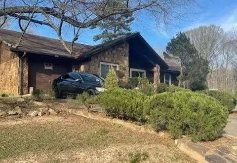 303 E 10 St, Broken Bow, OK 74728 photo 1