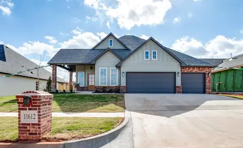 11612 NW 106th St, Yukon, OK 73099