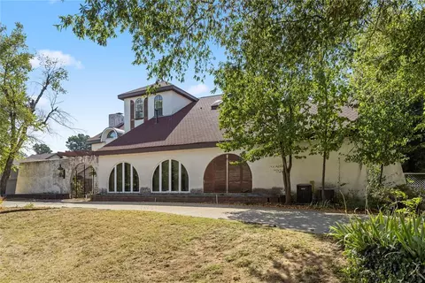 2028 Norwich Pl, Yukon, OK 73099