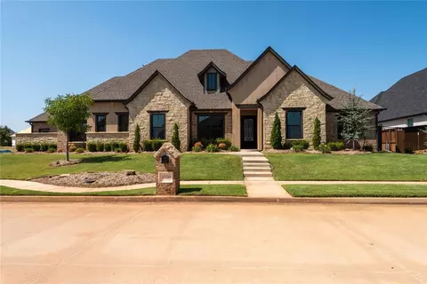 4509 Vista Dr, Norman, OK 73071