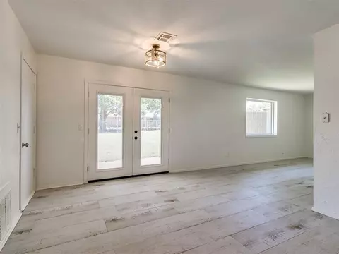 416 Jarman Rd, Mcloud, OK 74851 photo 8