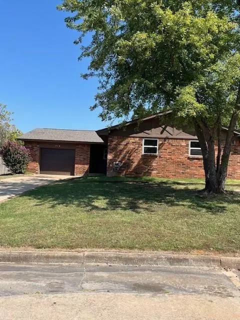 416 Jarman Rd, Mcloud, OK 74851
