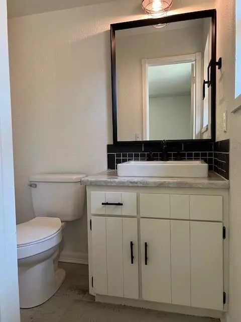 416 Jarman Rd, Mcloud, OK 74851 photo 11