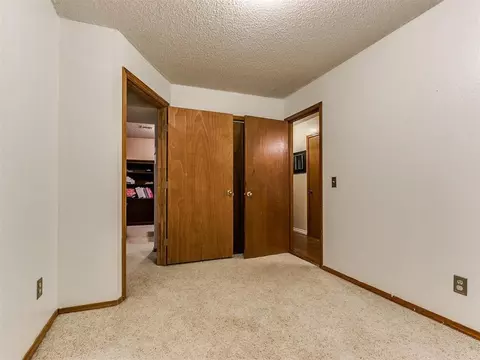 990 S Post Rd, Guthrie, OK 73044 photo 24