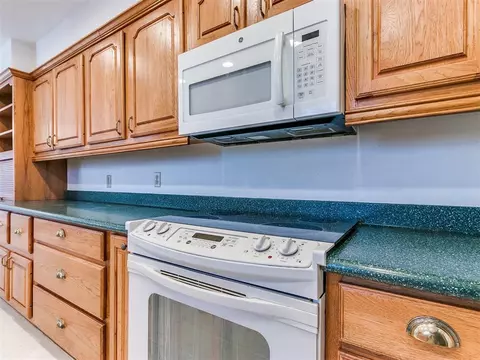 990 S Post Rd, Guthrie, OK 73044 photo 16